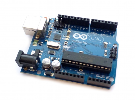 Arduino UNO R3 (compatible clone)